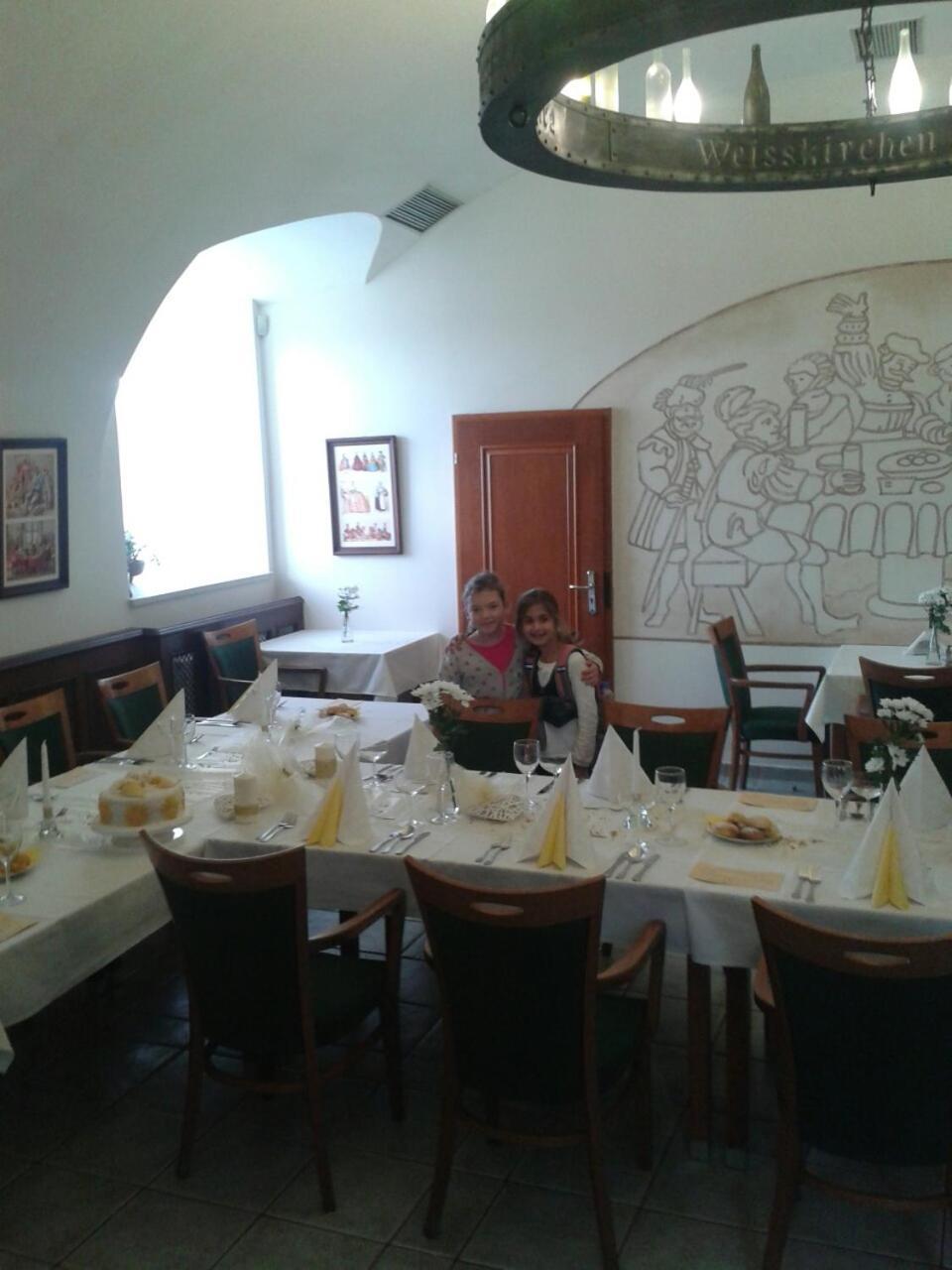 Zamecky Hotel Zlaty Orel フラニツェ エクステリア 写真